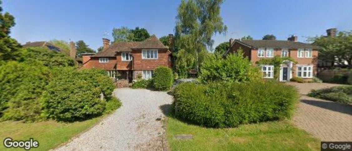 Abbotswood in Guildford