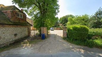 Dippenhall in Farnham