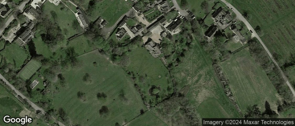 Evenlode in Moreton-In-Marsh