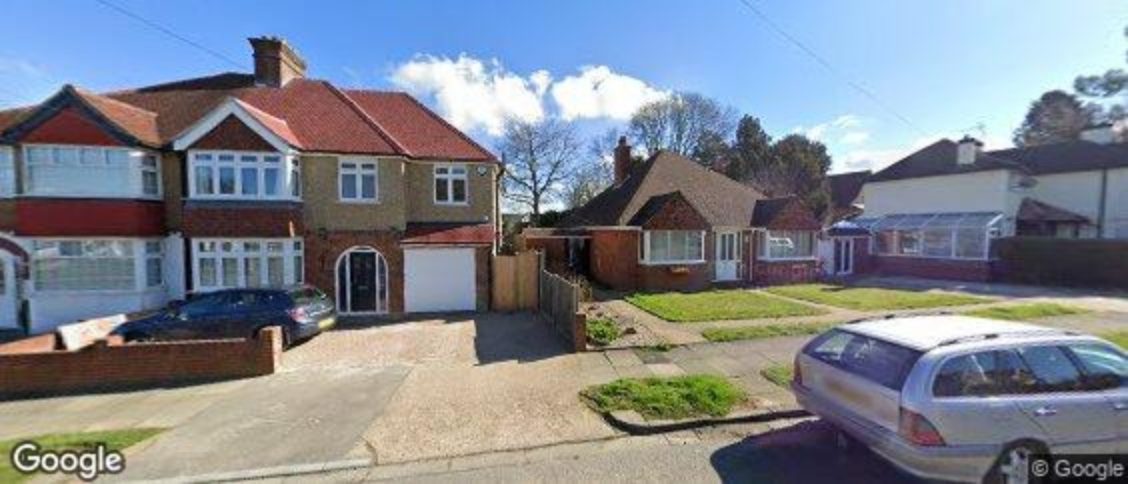 Lower Kingswood in Tadworth