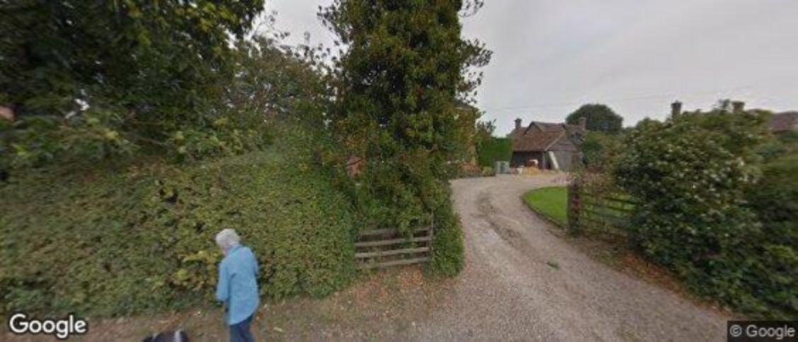 Upper Basildon in Reading